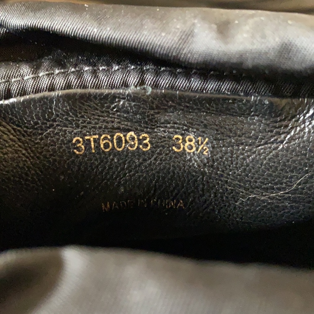 Authentic PRADA sz 38.5 - Picture 4 of 6